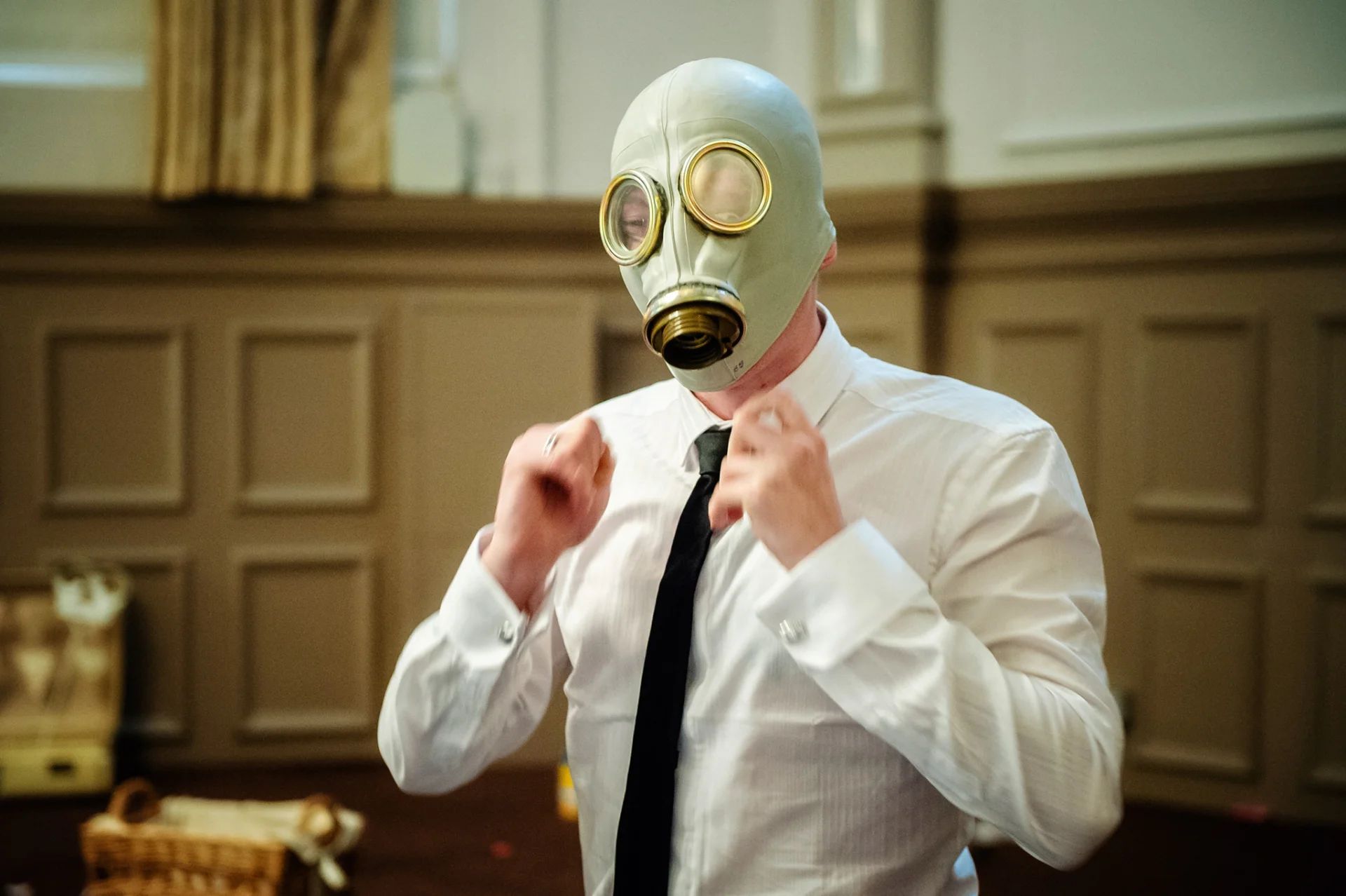 gas-mask-best-man-speech (listing)