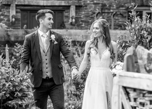 NAOMI &amp; HUW011