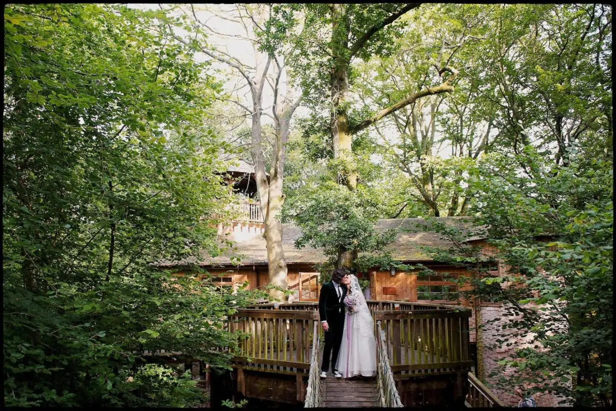 tree_house_wedding-2x-bb149f0d
