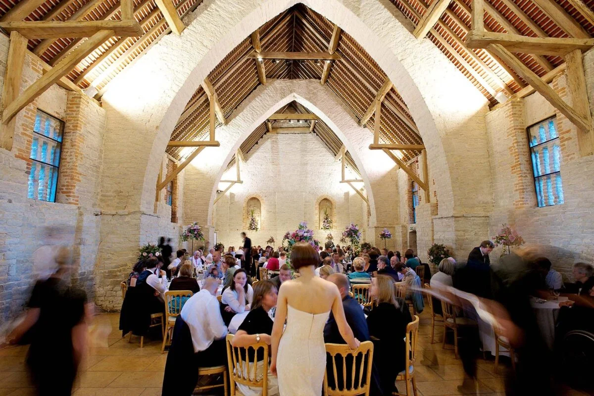 wedding_venue_interior-2x-4cd3a419