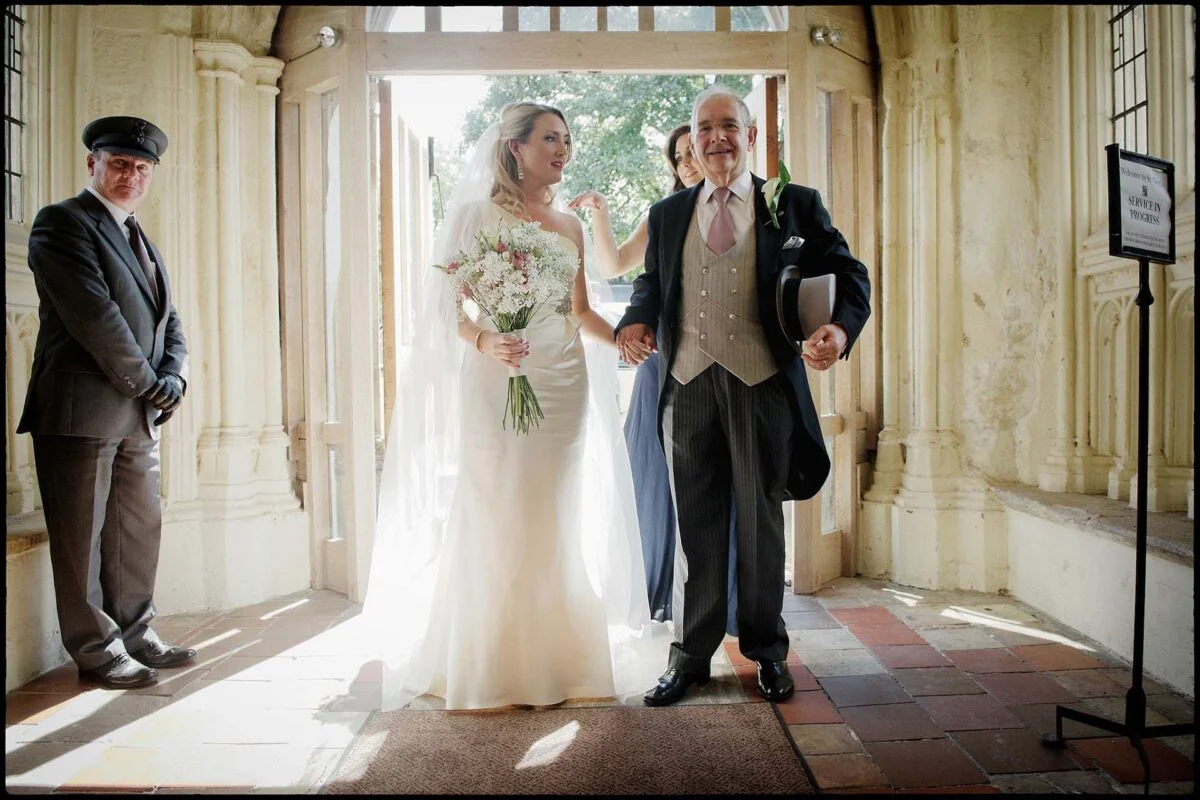 bride_with_father-2x-1e175038