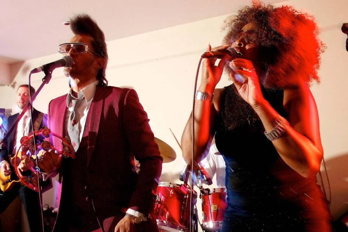 wedding_band_live-2x-6d2d9ff7