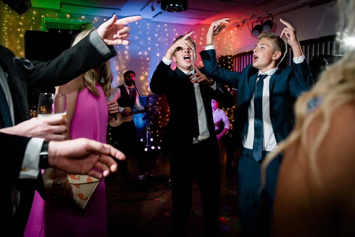 crazy_wedding_dancing-2x-ad77b729