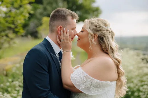 EllieAndLIam-TheWhiteHartAtLydgate-Oldham-Card2-26.5.23-02185 - Brendan Clayton