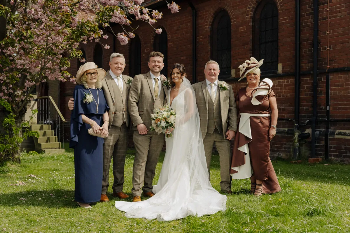 SophieAndJames-CarltonTowers-CAM1-20.4.24-08430