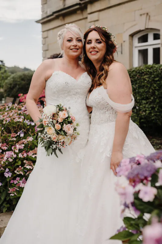 CatherineAndKerry-HacknessGrangeHotel-Scarborough-Card1-25.8.22-04052
