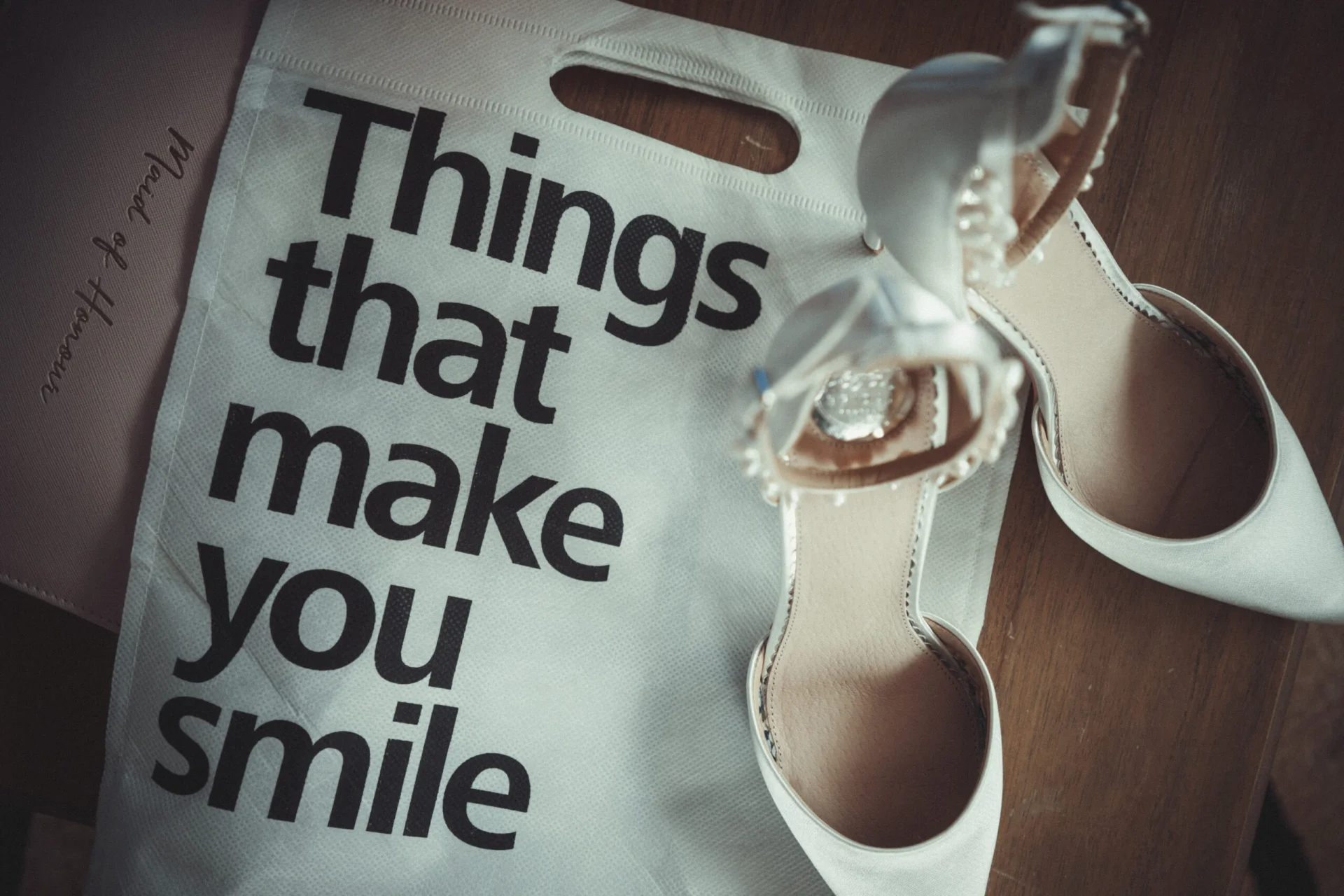 Things that make you smile. (listing)