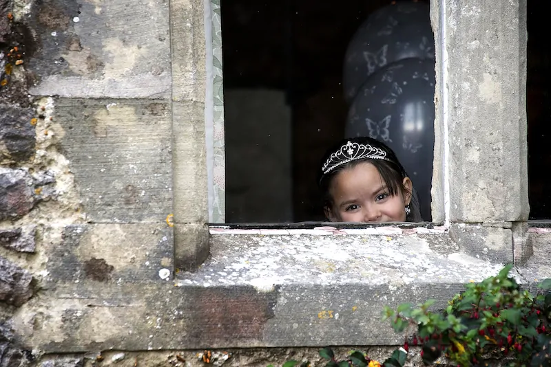 large_8a5590663_Lympne_Castle_Kent_wedding_161
