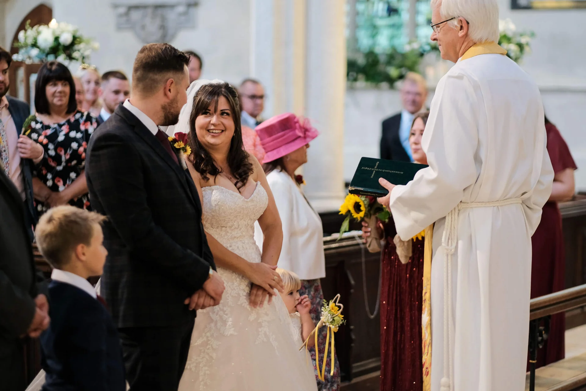 Godmanchester-outdoor-wedding-5 (listing)