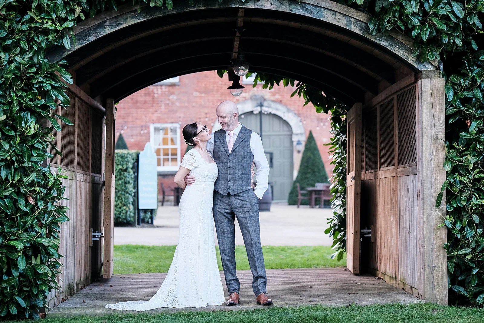 Caroline & William (listing)