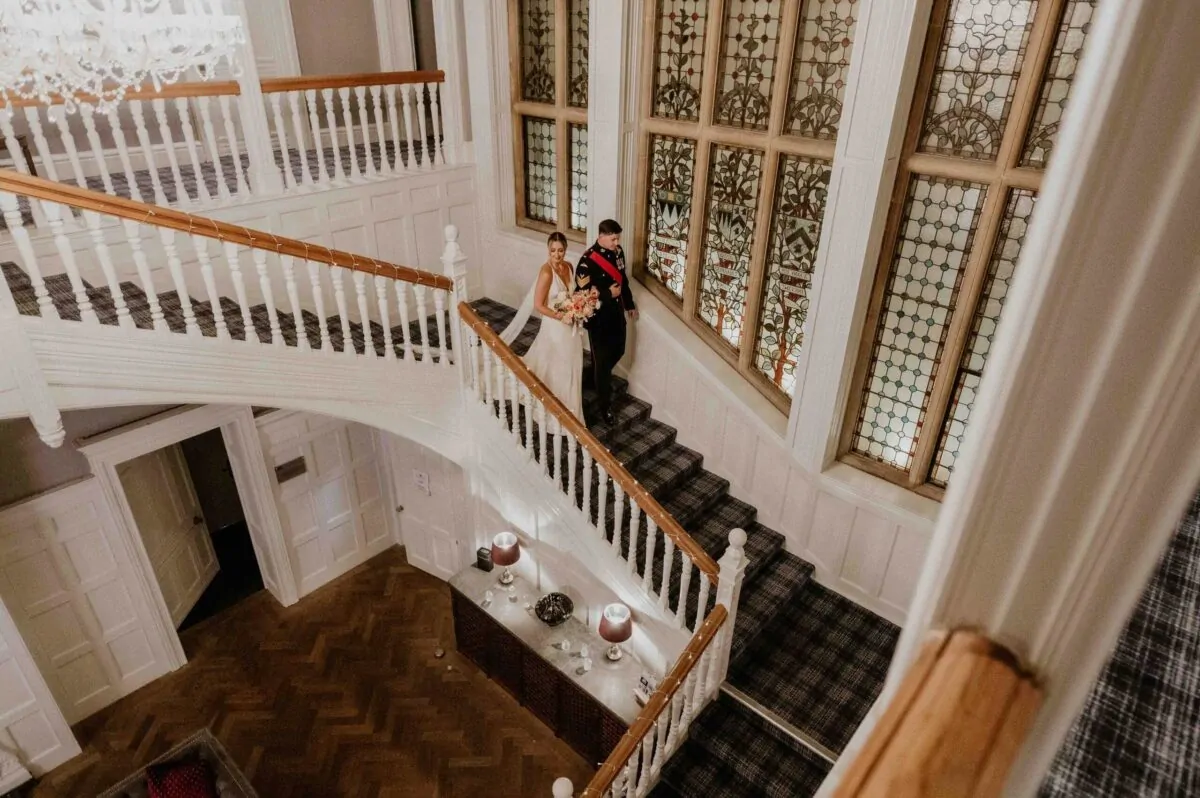 F&S