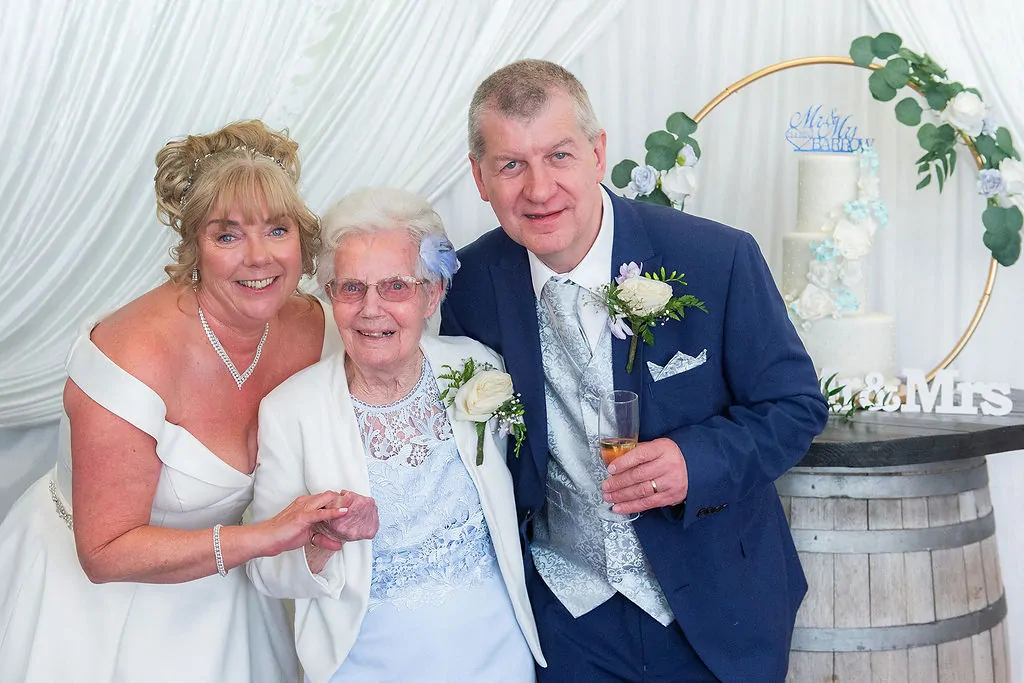 Sharon&amp;George _ChelseaWedding_By_IanKiffinPhotography_IKPWedding