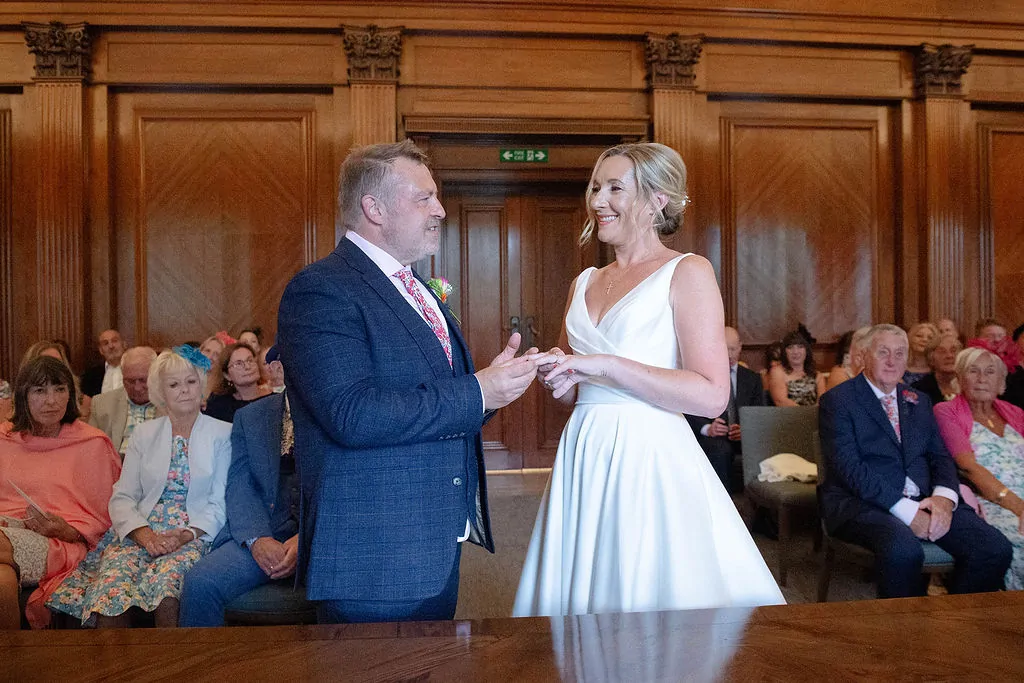 Louise&amp;Gregg _LondonWedding_By_IanKiffinPhotography_IKPWeddings