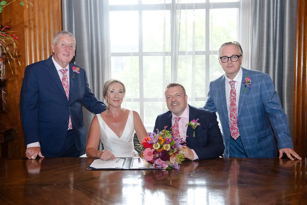 Louise&amp;Gregg _LondonWedding_By_IanKiffinPhotography_IKPWeddings