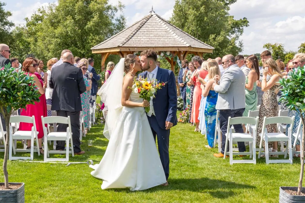 4 Bride and Groom First Kiss