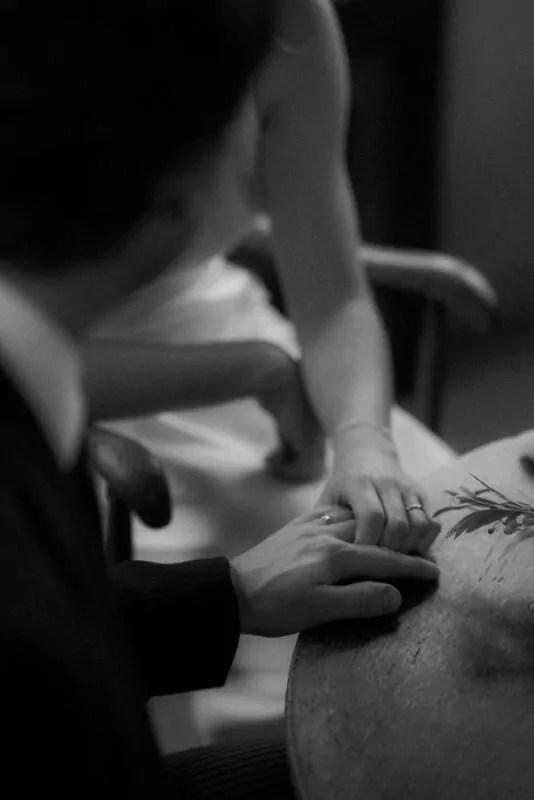 Beth-Tom-Wedding-0446-B&W