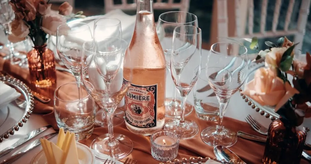 Table details - wine