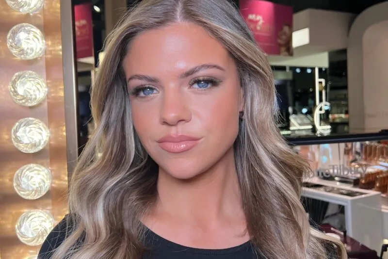 Bride + Bridal Party (5 People) - Charlotte Tilbury Certified Makeup Artist