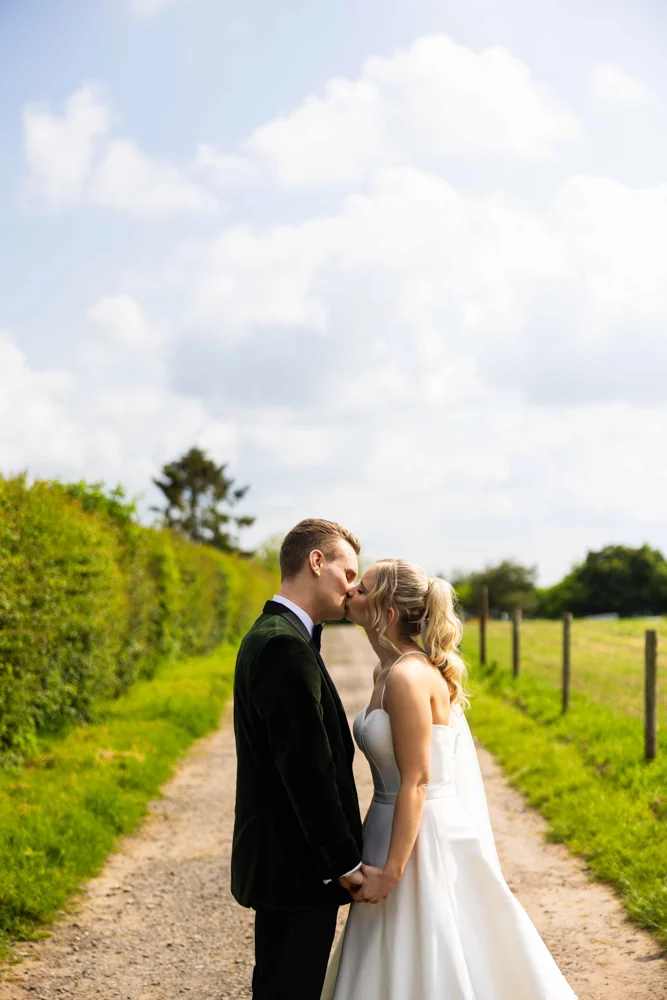0083 WeddingSite_-422 (listing)
