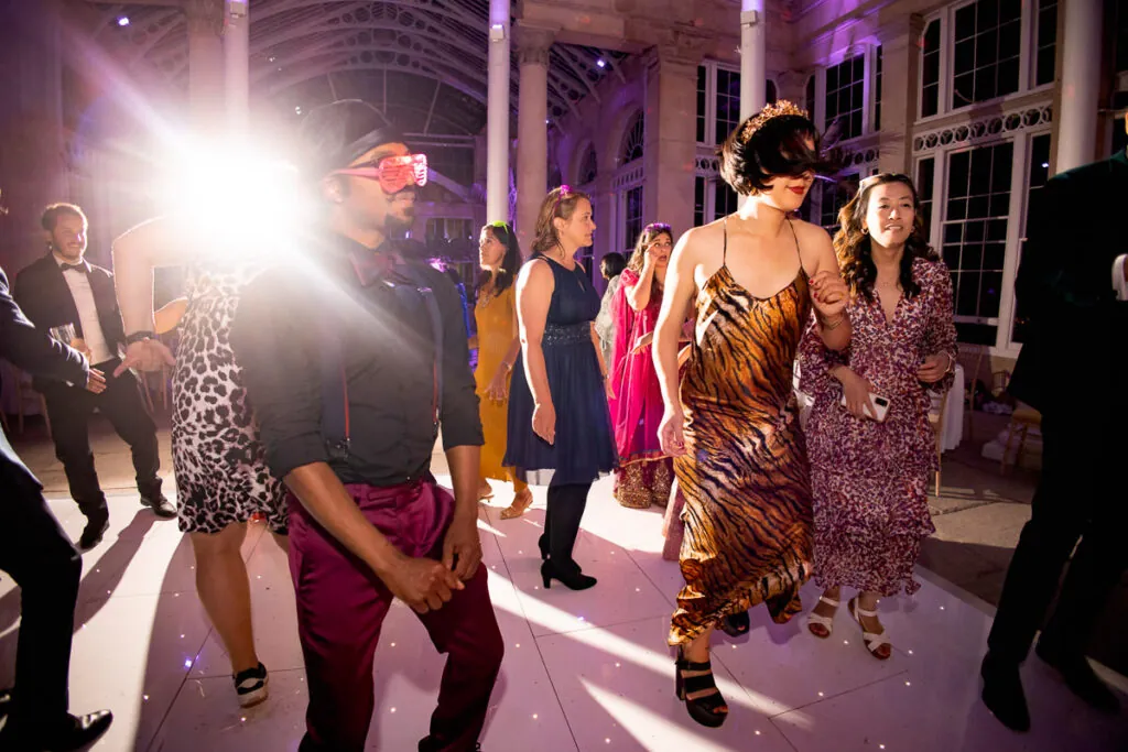 0006 best-wedding-photographer-london-2023-011