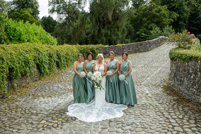 0024 Z1ZZ-NATURAL WEDDINGS-HIGHRES (listing)