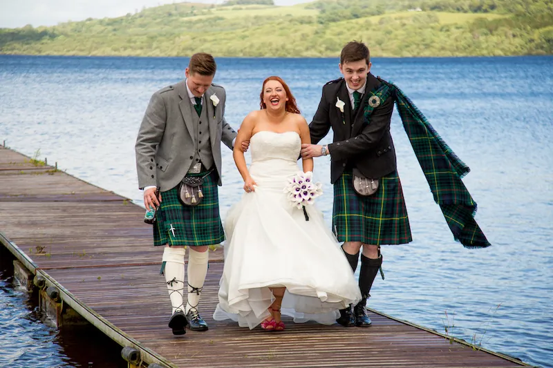 0049 ZZ27-NATURAL WEDDINGS-HIGHRES