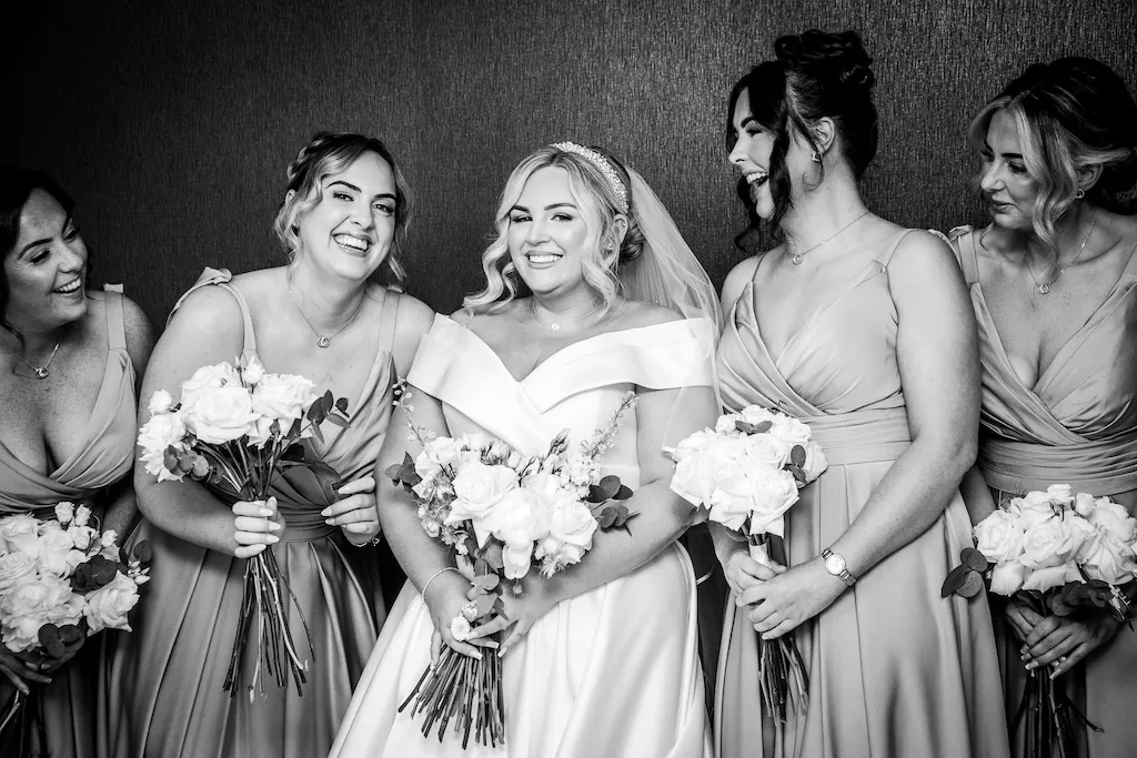 0108 ZZ93-NATURAL WEDDINGS-HIGHRES