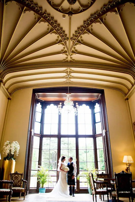 0044 ZZ22-NATURAL WEDDINGS-HIGHRES
