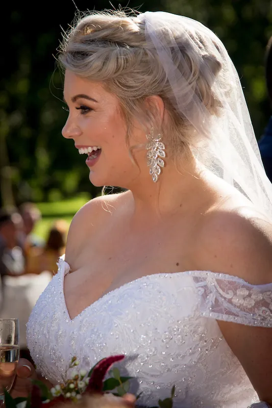 0062 ZZ42-NATURAL WEDDINGS-HIGHRES
