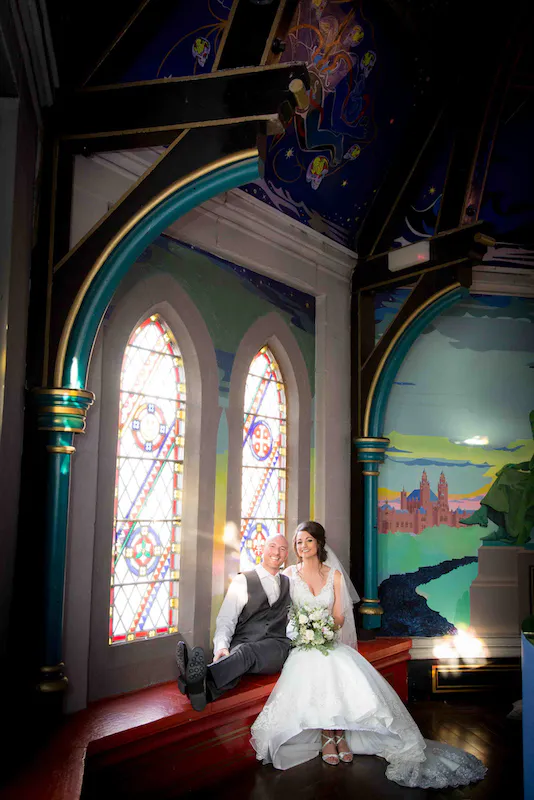 0063 ZZ43-NATURAL WEDDINGS-HIGHRES (listing)