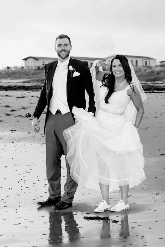 0048 ZZ26-NATURAL WEDDINGS-HIGHRES