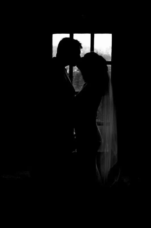 0042 ZZ19-NATURAL WEDDINGS-HIGHRES