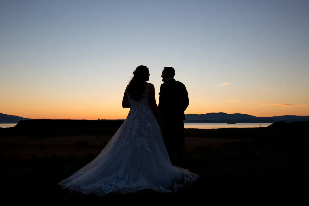 0067 ZZ47-NATURAL WEDDINGS-HIGHRES (listing)