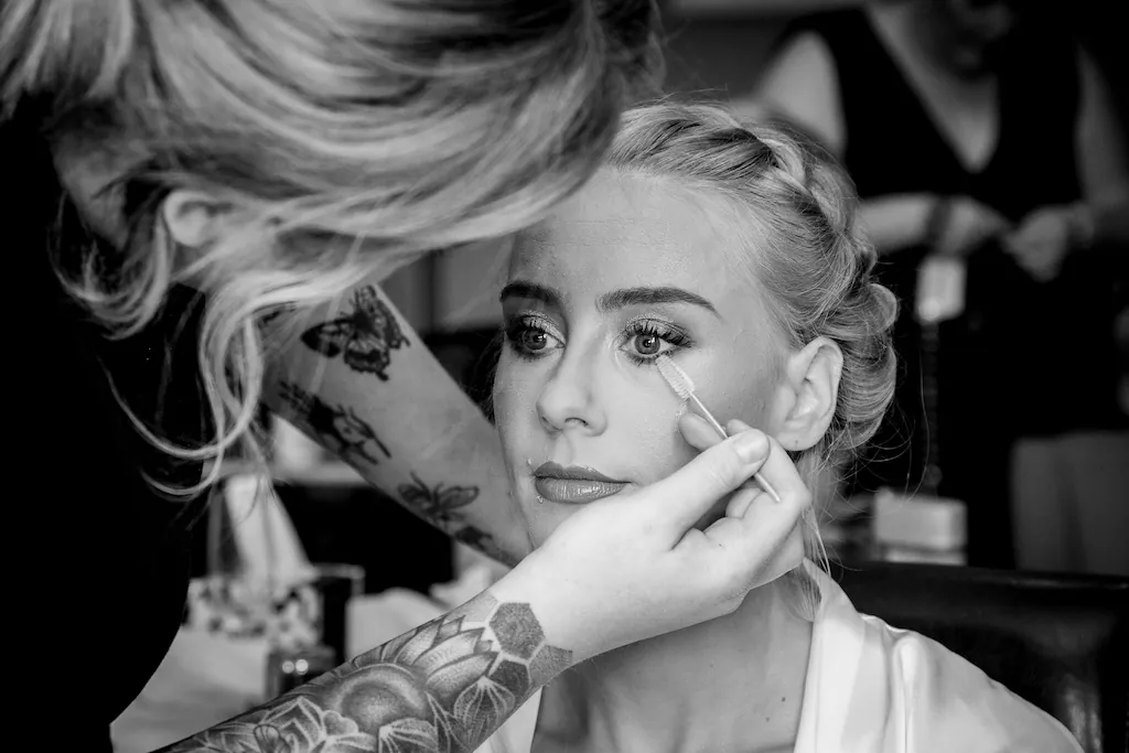 0082 ZZ64-NATURAL WEDDINGS-HIGHRES