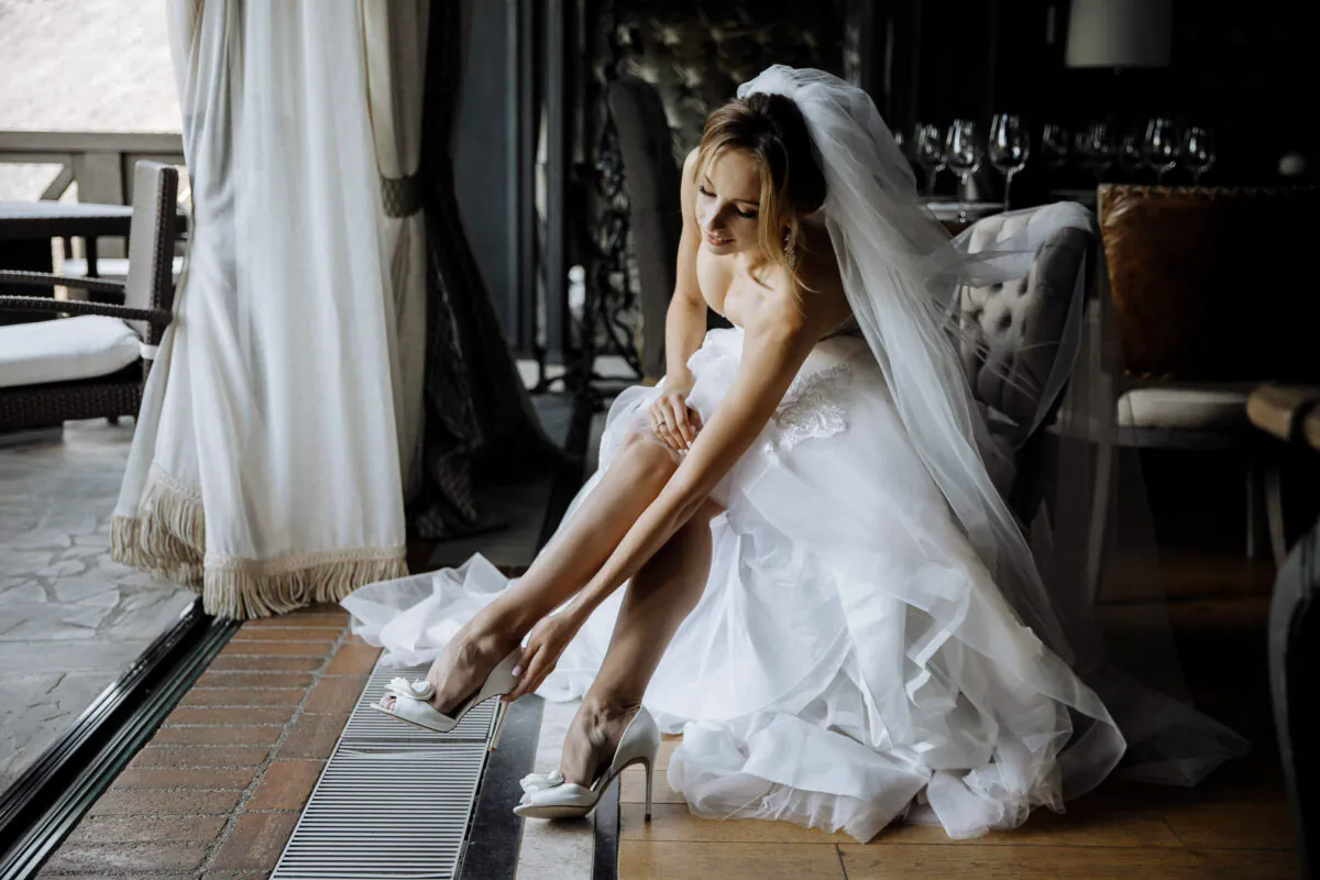 Wedding photography services in Cornwall and Devon, based in Bude