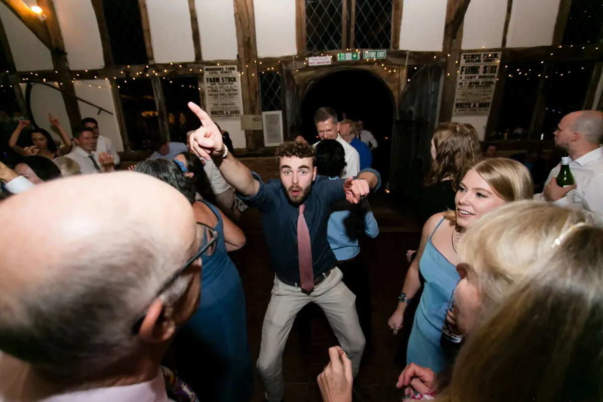 wedding-dj-kent-london-surrey-17 (listing)