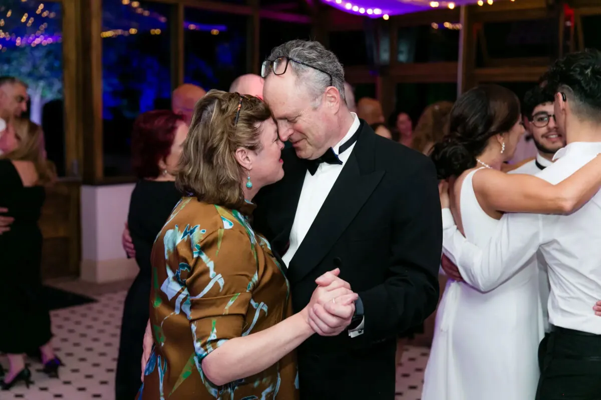 wedding-dj-kent-london-surrey-27 (listing)