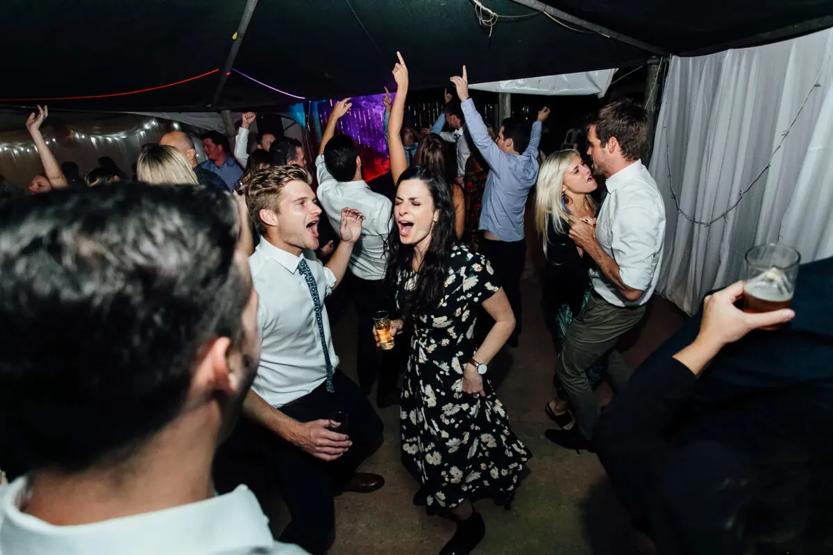 wedding-dj-kent-london-surrey-03 (listing)