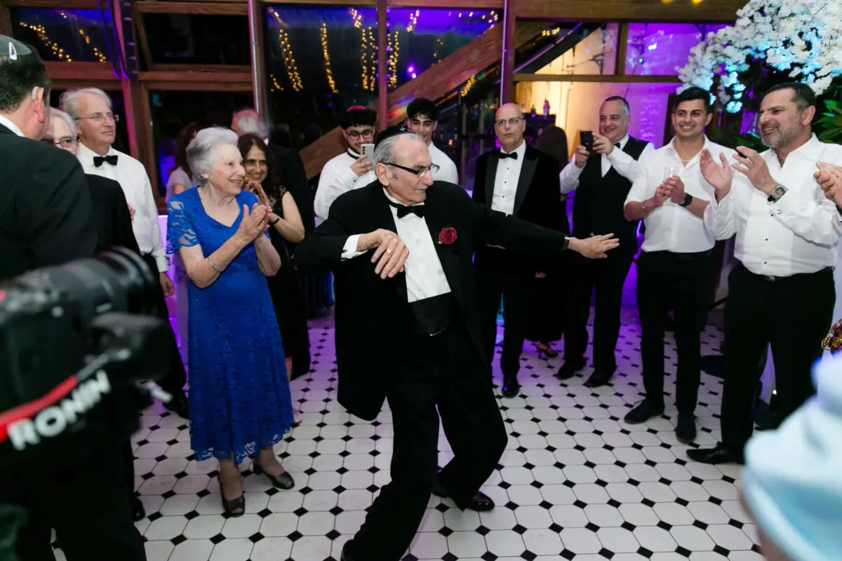wedding-dj-kent-london-surrey-28 (listing)