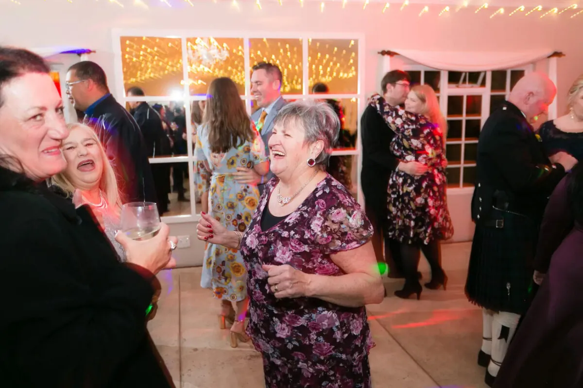 wedding-dj-kent-london-surrey-19 (listing)