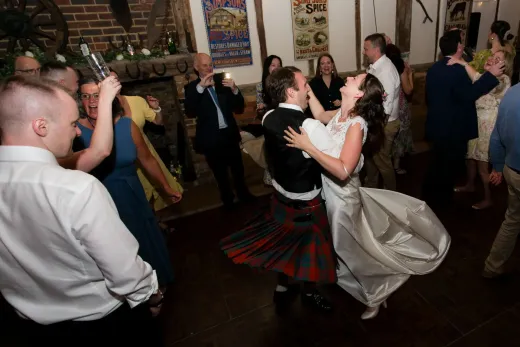 wedding-dj-kent-london-surrey-02 (listing)