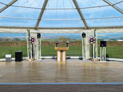 Becky &amp; Andrew Apr25 Brandize Park Farm (listing)