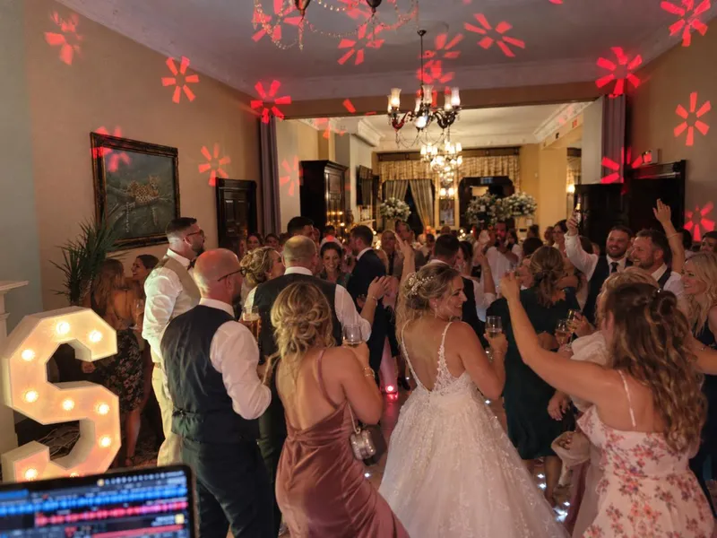 DJ Service / Master of Ceremonies Full Day