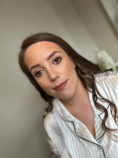 Facetune_22-09-2023-08-53-29