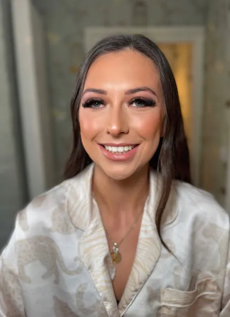 Facetune_29-04-2025-14-15-18