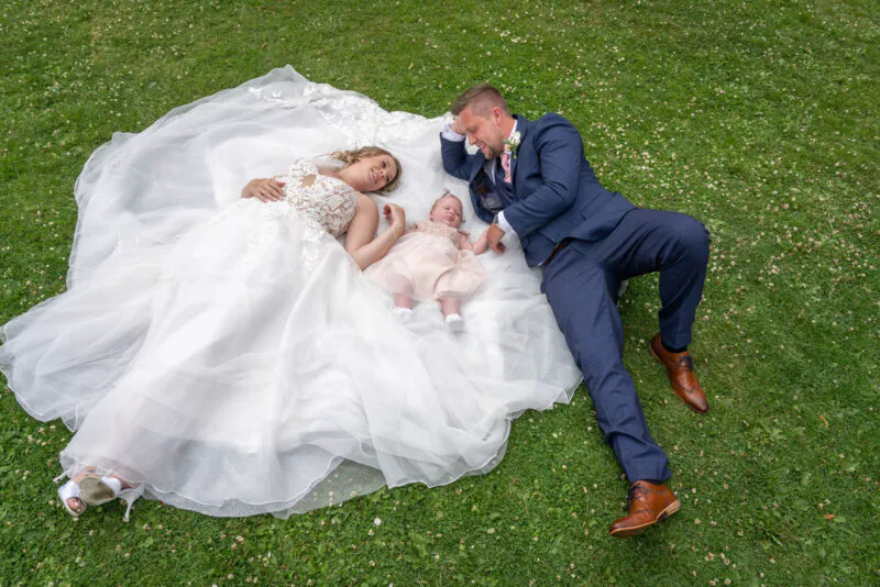 bride_groom_baby (listing)