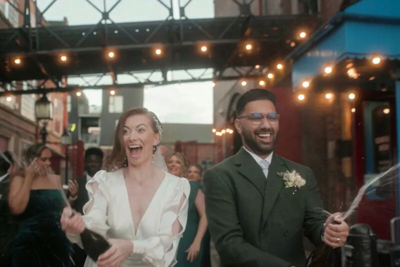 Half Day - Relaxed & Natural Wedding Highlight Film