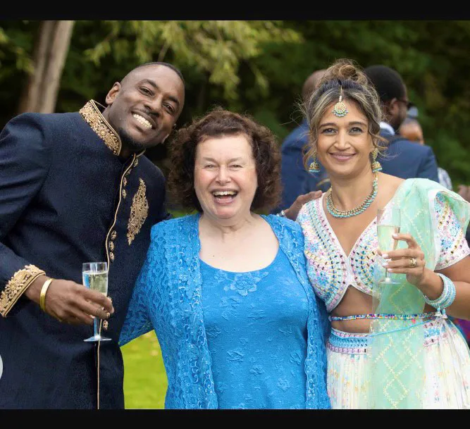 Anji-and-Elton-ceremony