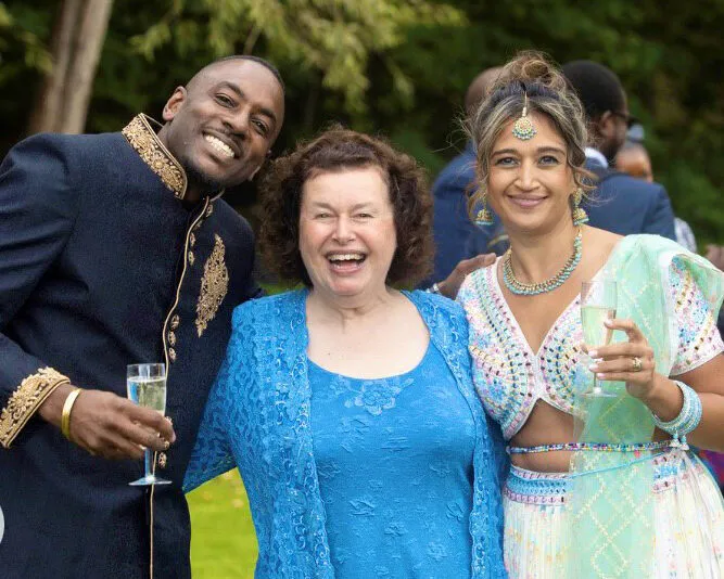 Create Your Unique and Personal Humanist Wedding Ceremony with Hilary