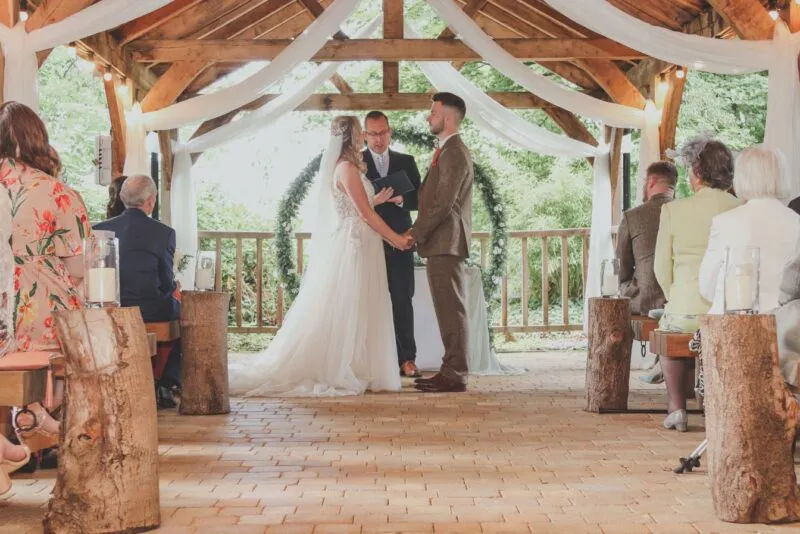 Leandra and Ross1 (listing)
